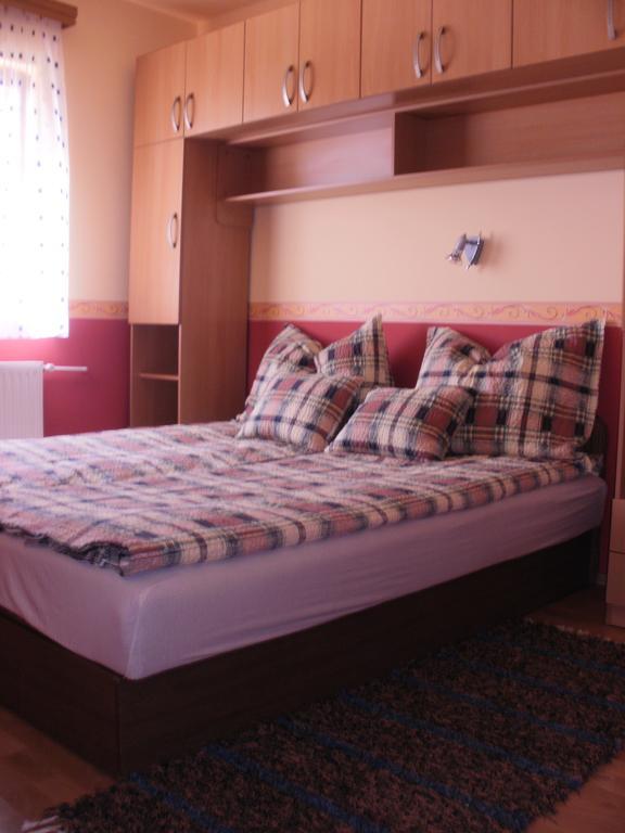 Bodzavirag Apartman Залакарос Екстериор снимка