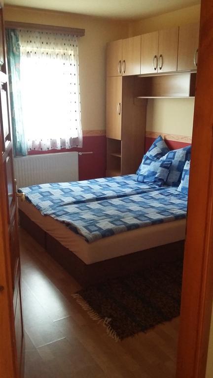 Bodzavirag Apartman Залакарос Екстериор снимка